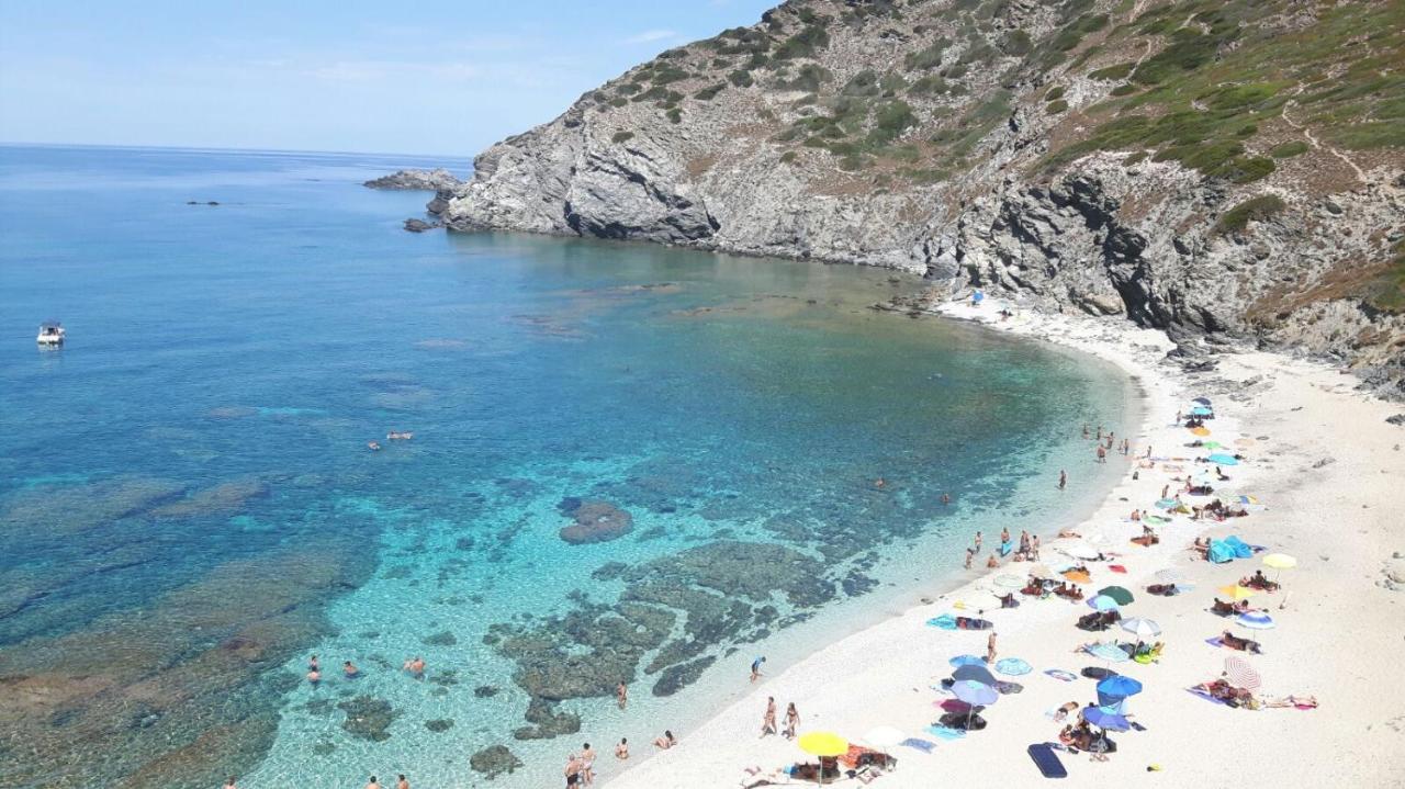Affittacamere Arenosu A Pochi Km Dalle Spiagge